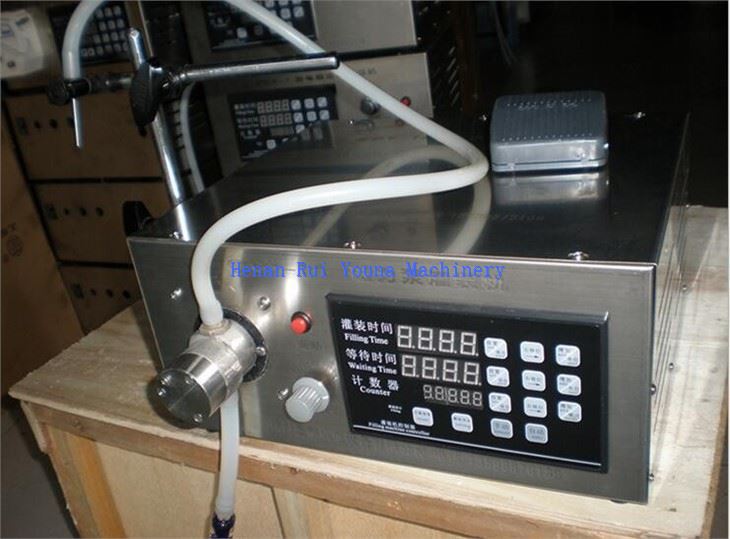 Small Water Filling Machine